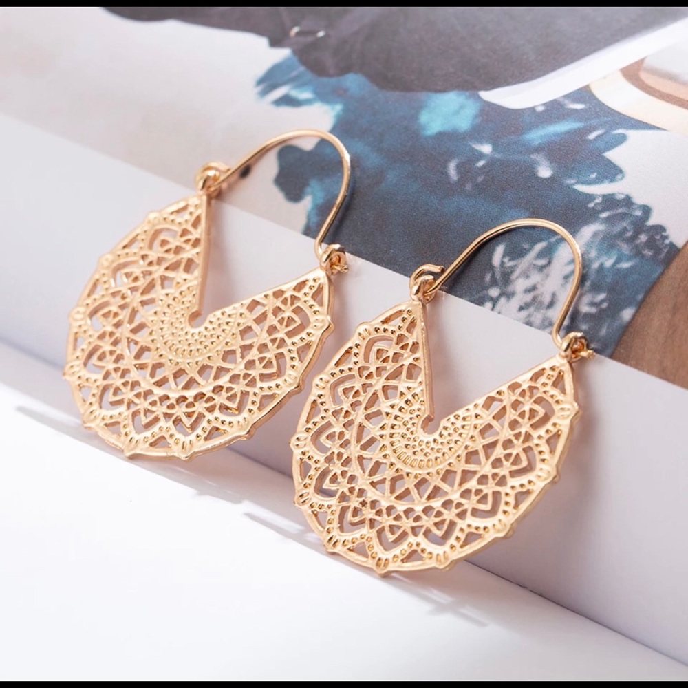 Bohemian Gold Filigree Hoop Earrings NWT